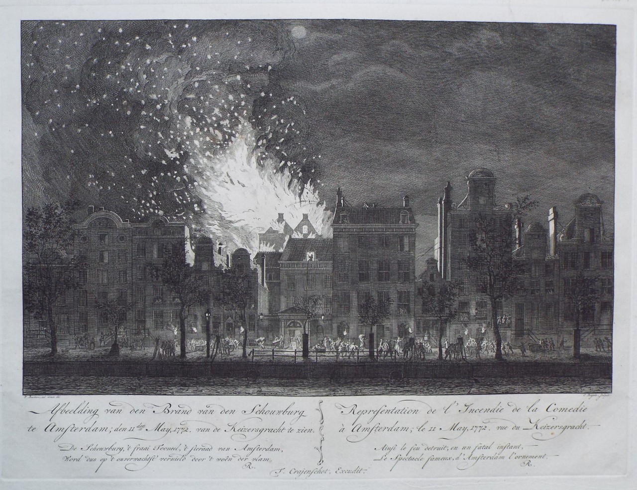 Print - Afbeelding van den brand van den Schouwburg te Amsterdam; den 11den may, 1772. Van de Keizersgracht te zien  
Representation de l'incendie de la Comedie à Amsterdam; le 11 may, 1772. Vue du Keizersgracht  - Bogerts