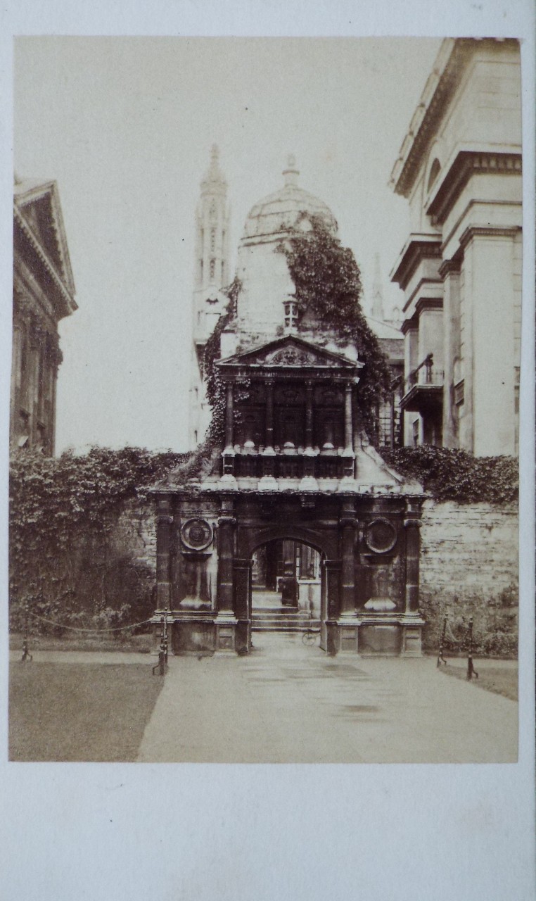 Photograph - Gonville & Caius College, Cambridge - Gate of Honour