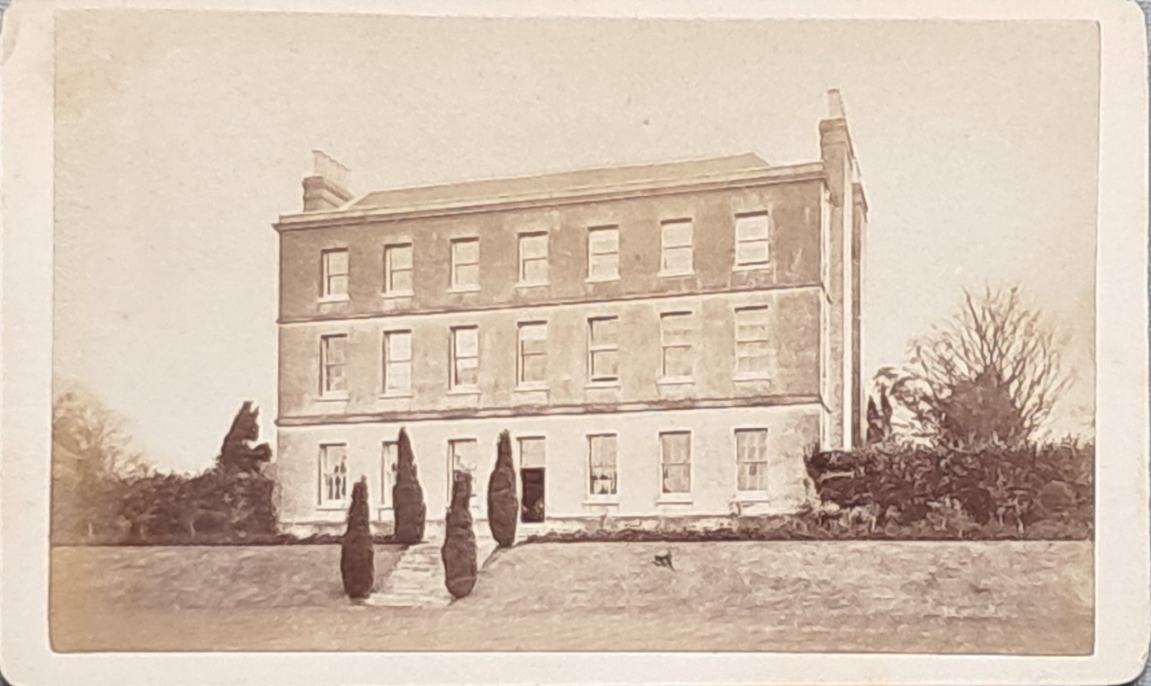 Photograph - Unidentified house in or near Ashford