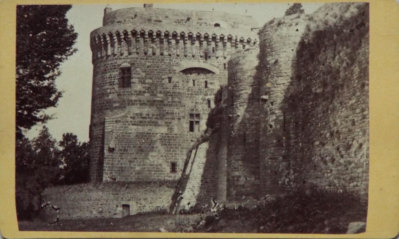 Photograph - Dinan. Le Chateau