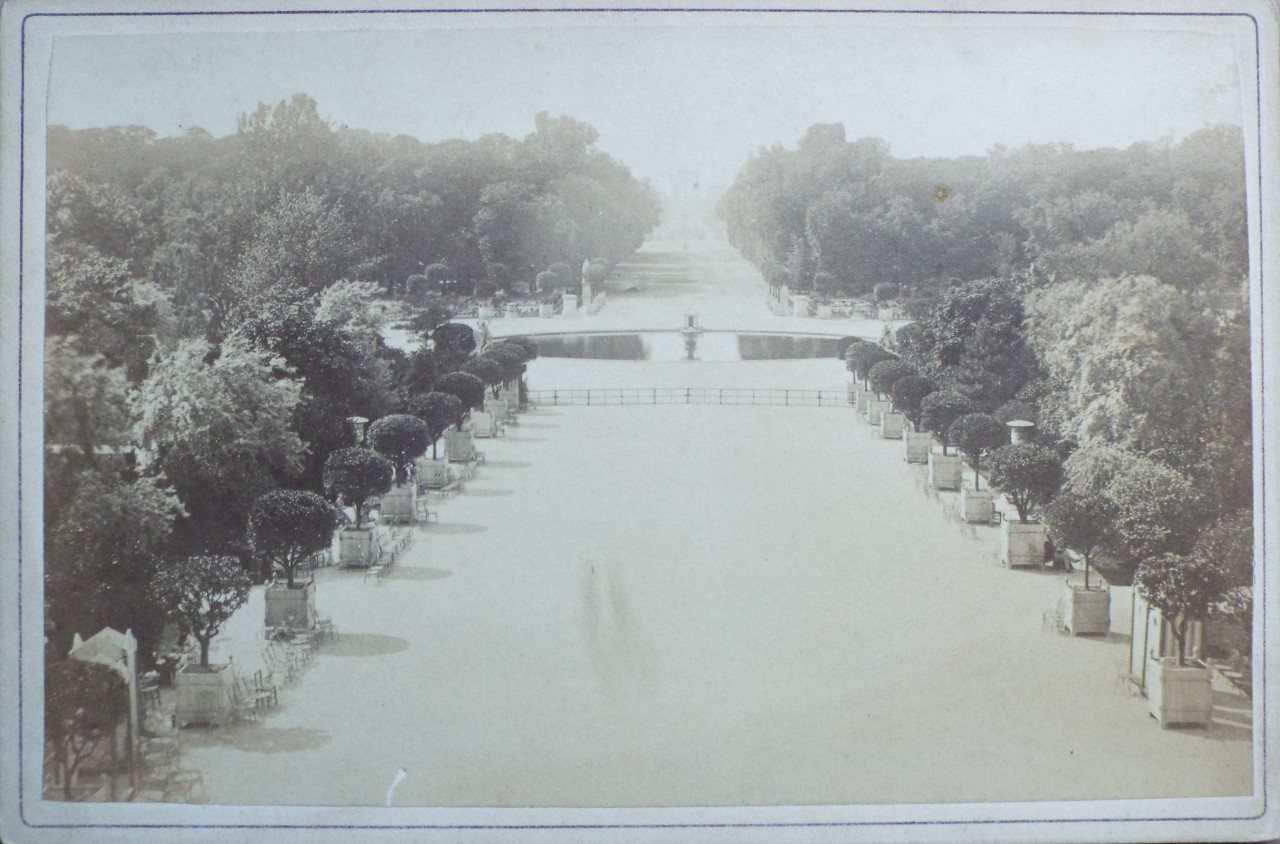 Photograph - Jardin des Tuileries