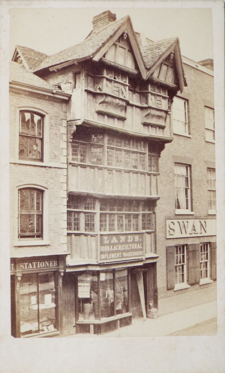 Photograph - 9-10 High Street, Tewkesbury