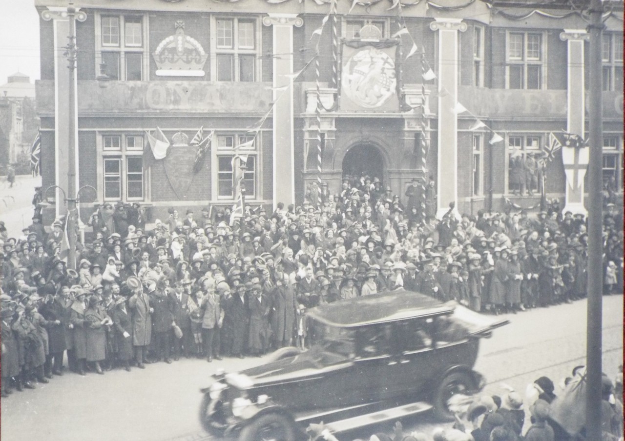 Photograph - Swindon Town Hall - Visit of King George V
